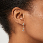 Load image into Gallery viewer, Yellow Gold Three Stone Drop Bubble Earrings
