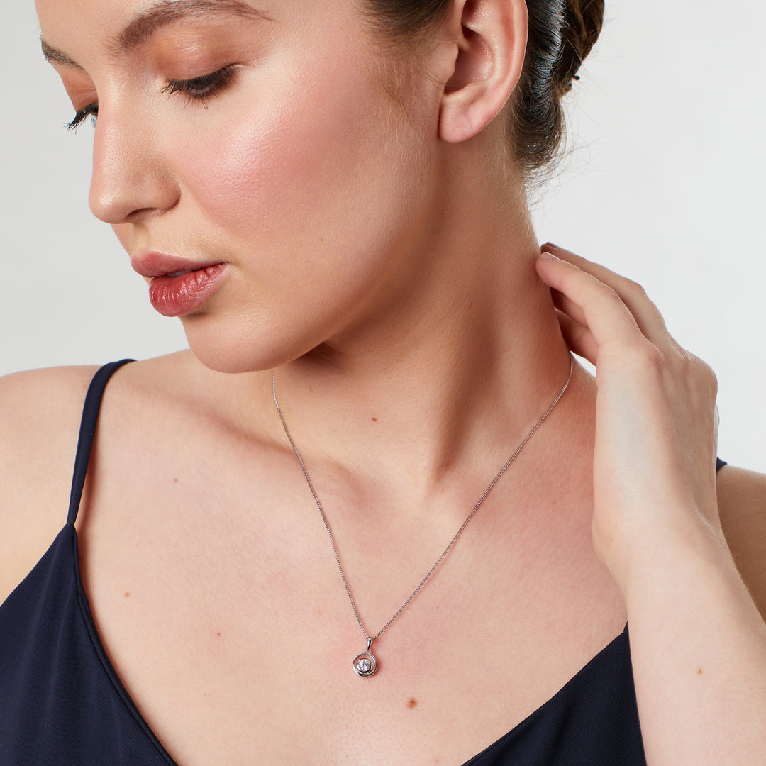 Sterling-Silver-Circle-Drop-Pendant-With-A-Round-Brilliant-Cut-Cubic-Zirconia