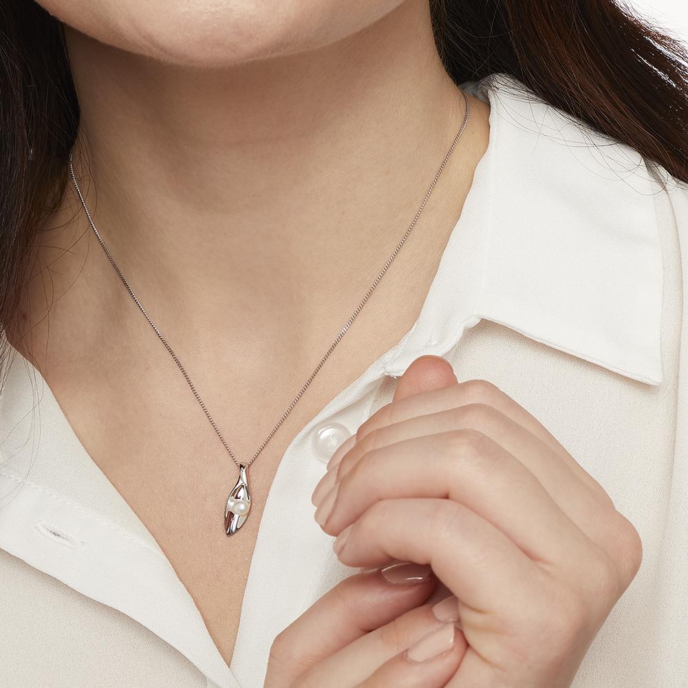 STERLING SILVER  PEARL NECKLACE MARQUISE SHAPE- JOOLS By Jenny Brown